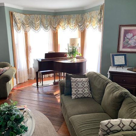 Centennial Inn Bed & Breakfast Conneaut Exteriör bild