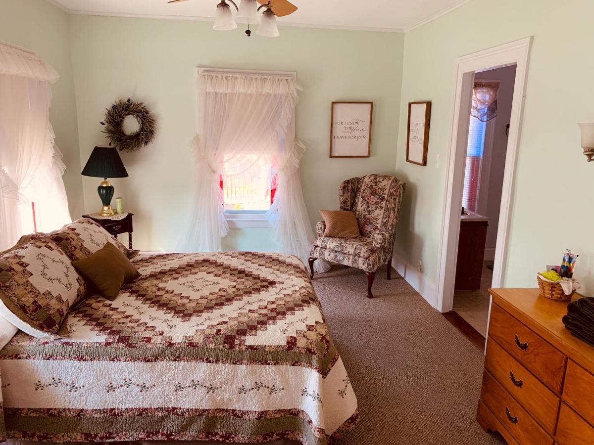 Centennial Inn Bed & Breakfast Conneaut Exteriör bild